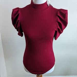 NWT TCEC Size M Blouse